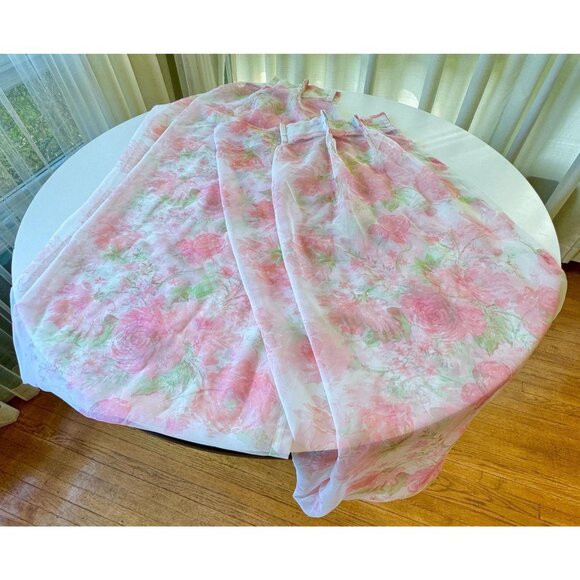 Vintage 1960s pair of curtains, pink floral bouquet, long and narrow, sheer - Picture 8 of 9